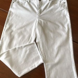 LC Lauren Conrad Women Skinny Capri WHITE raw edge Sz-14 35x23.5
